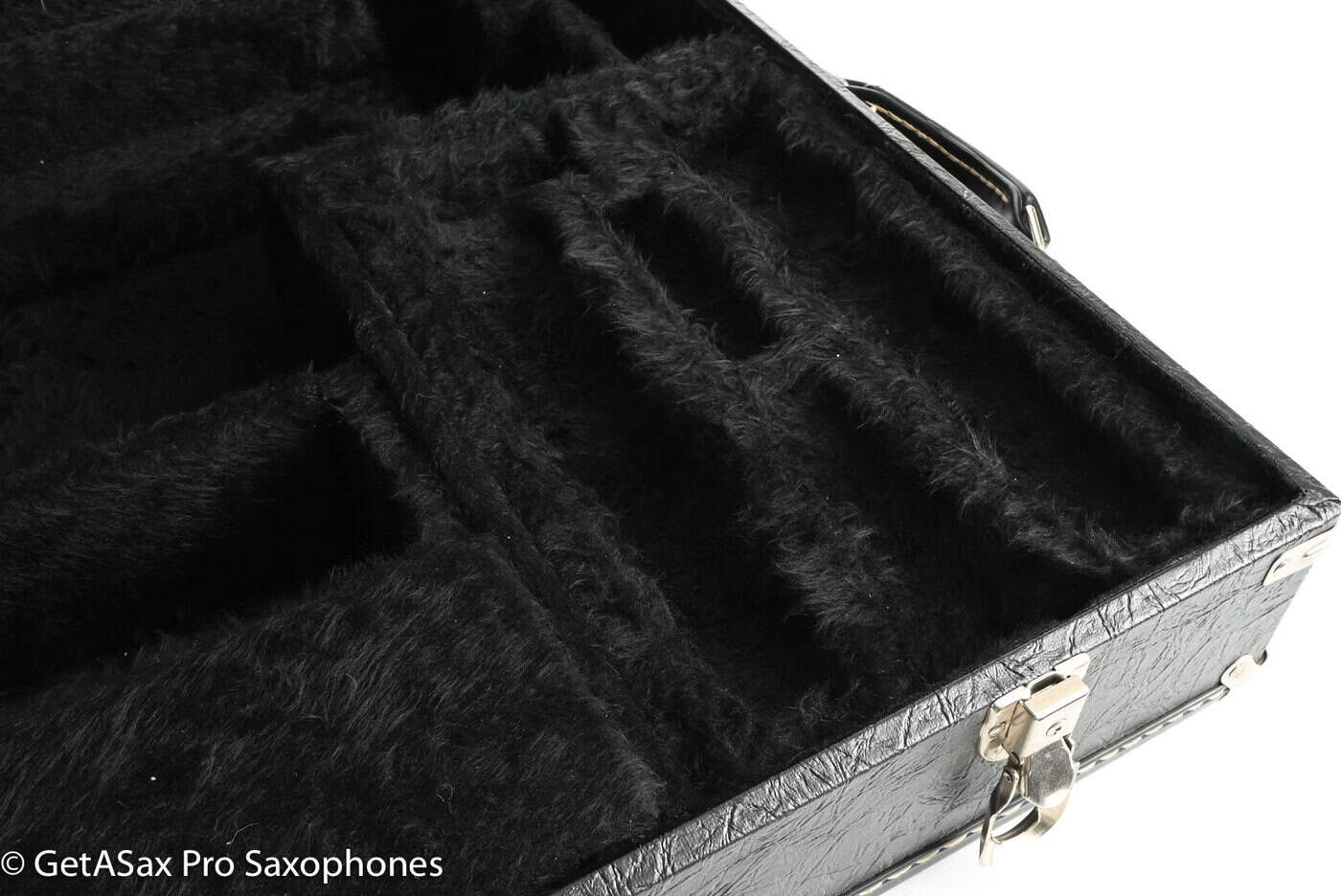 Allied Band Instruments Alto Sax / Clarinet / Flute + Storage Combo Case