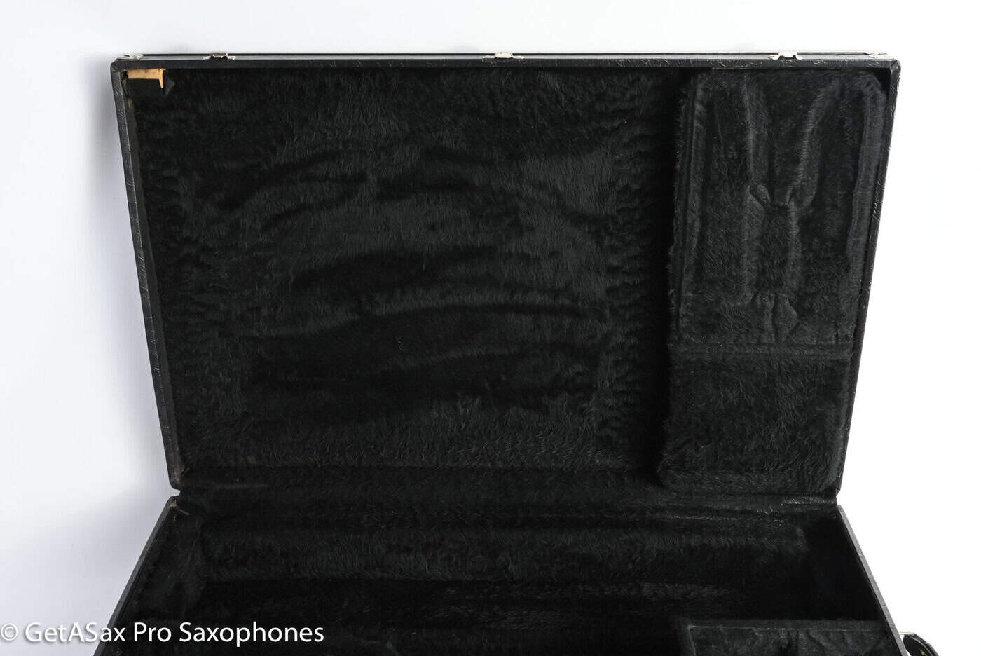 Allied Band Instruments Tenor Sax / Clarinet / Flute + Storage Combo Case $100