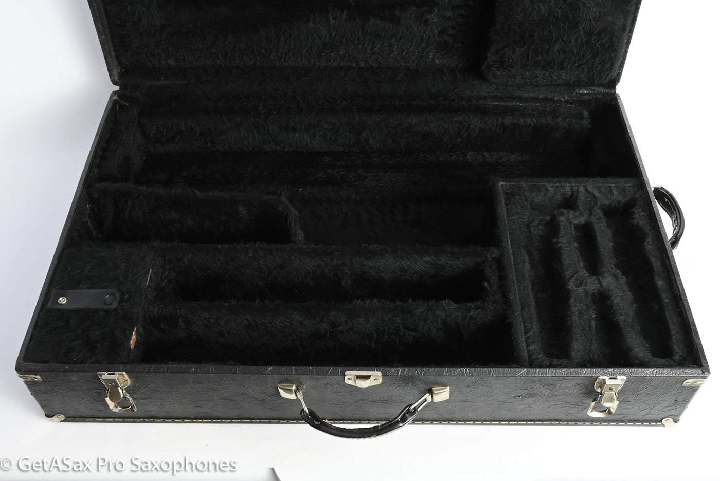 Allied Band Instruments Tenor Sax / Clarinet / Flute + Storage Combo Case $100