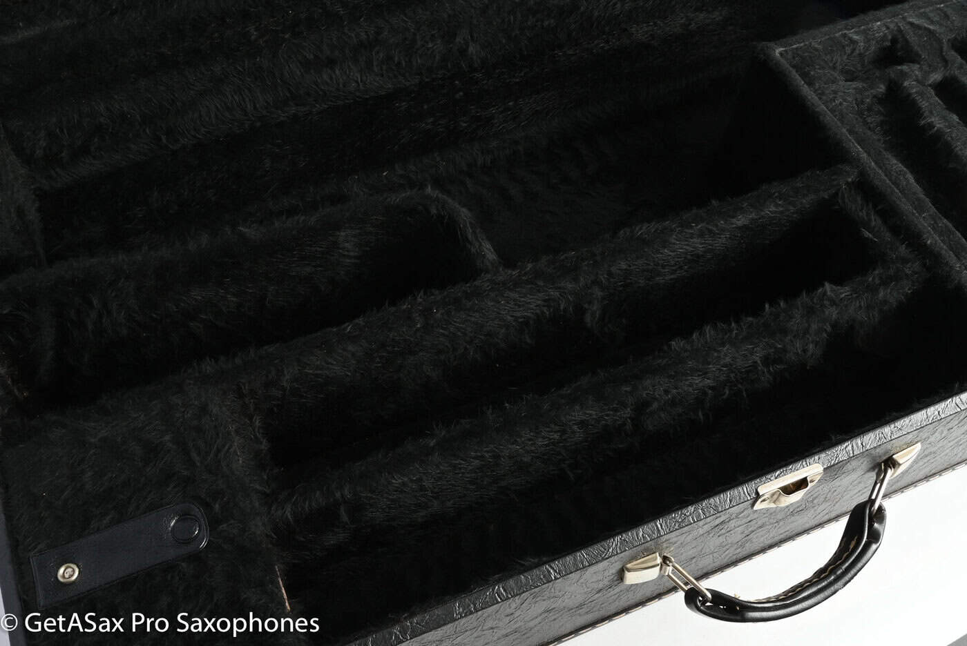 Allied Band Instruments Tenor Sax / Clarinet / Flute + Storage Combo Case $100