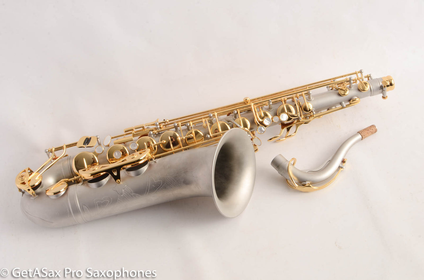 Borgani Joe Lovano Pearl Silver Tenor Saxophone Excellent Condition 19626 – Sounds like a Conn!