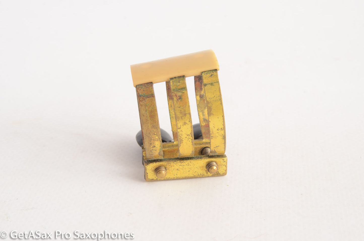 Brilhart Vintage Alto Ligature and Cap for Hard Rubber Alto Mouthpieces: Selmer, Meyer etc. MPC 610