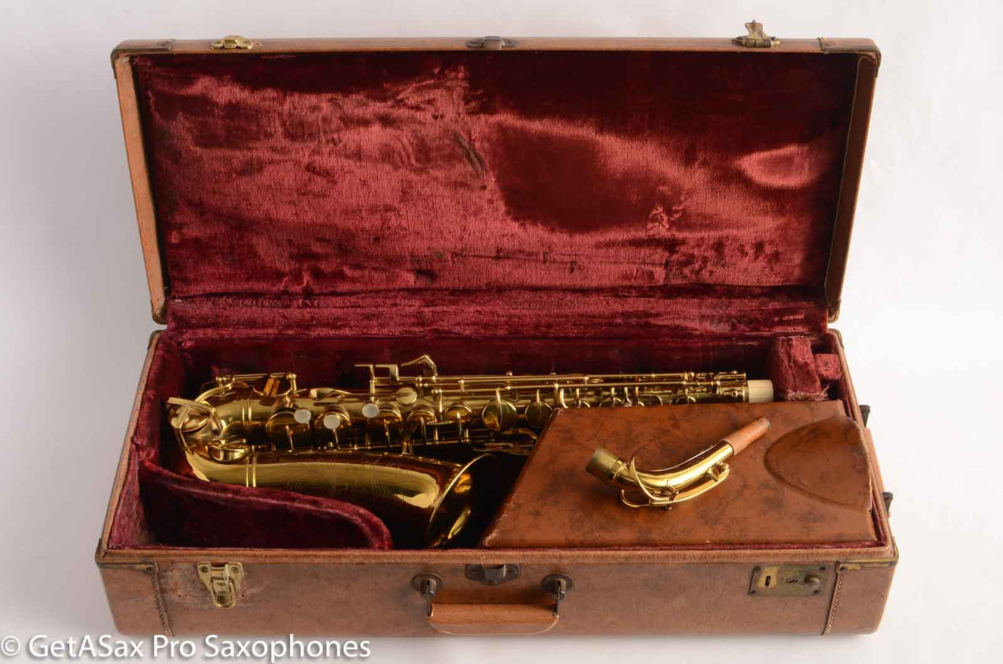 Buescher Aristocrat Alto Saxophone 335466 140