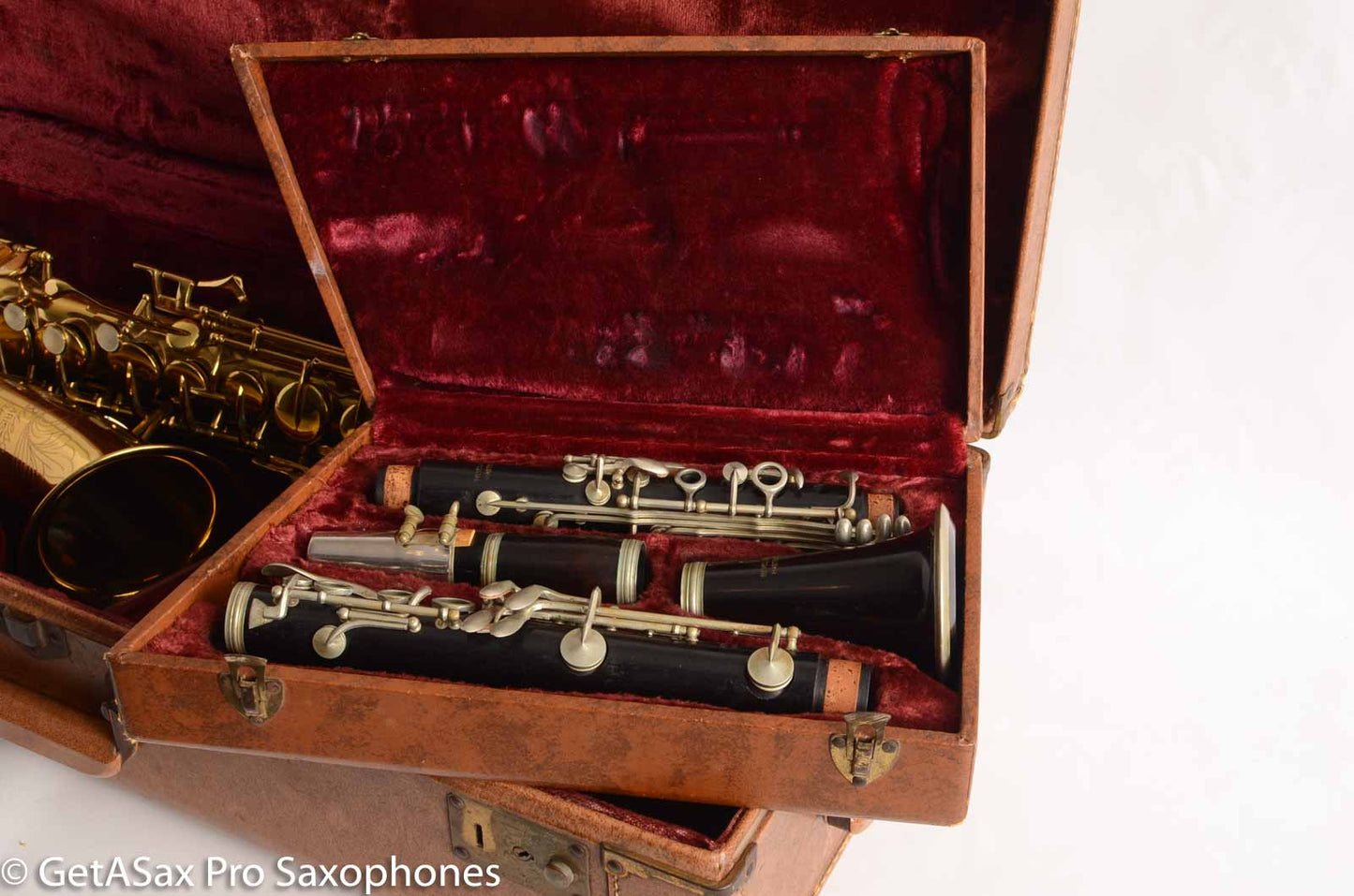 Buescher Aristocrat Alto Saxophone 335466 140