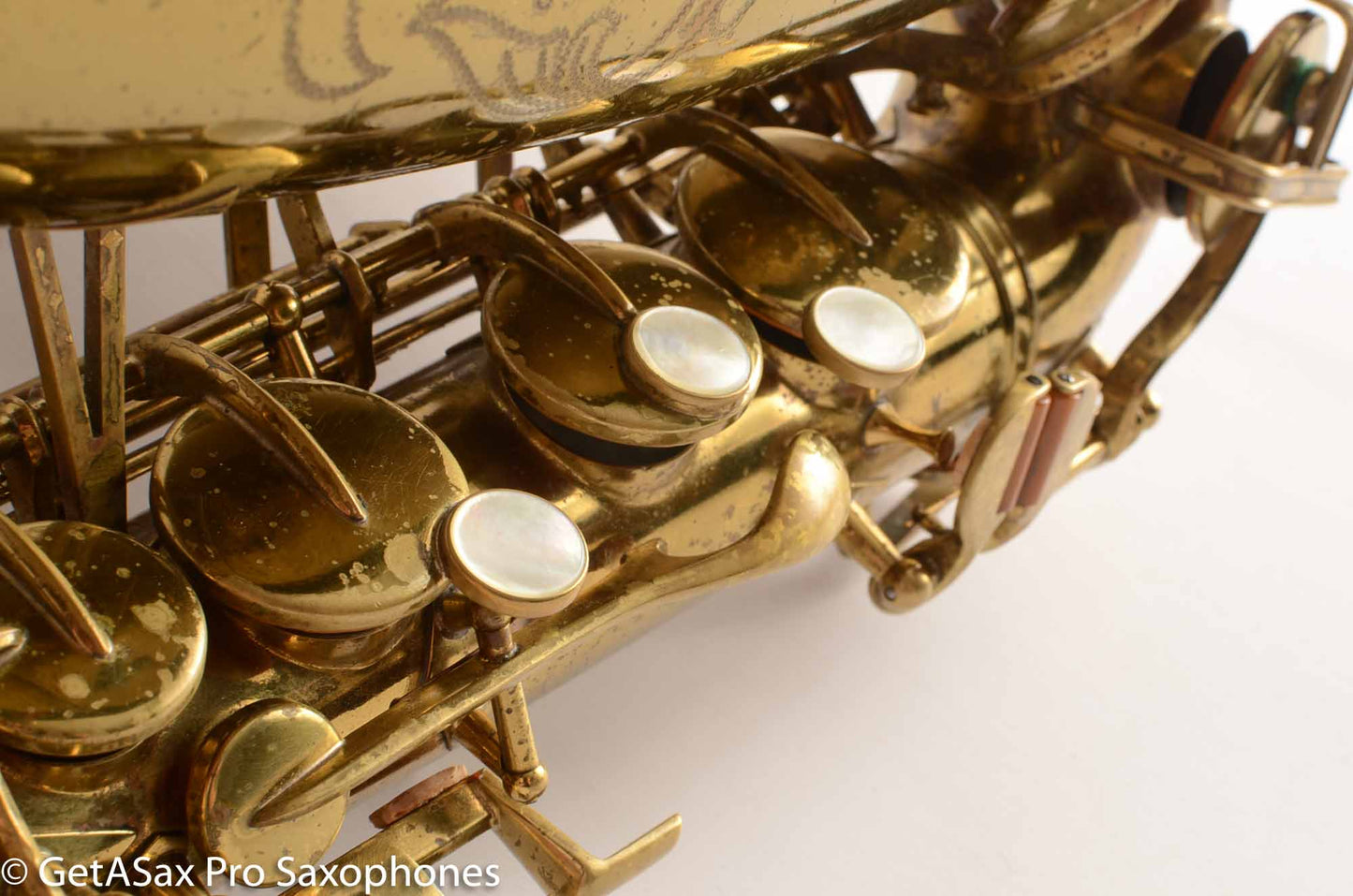 Buescher Aristocrat 140 Alto 339934 Great Deal Original Lacquer Plays on Older Pads