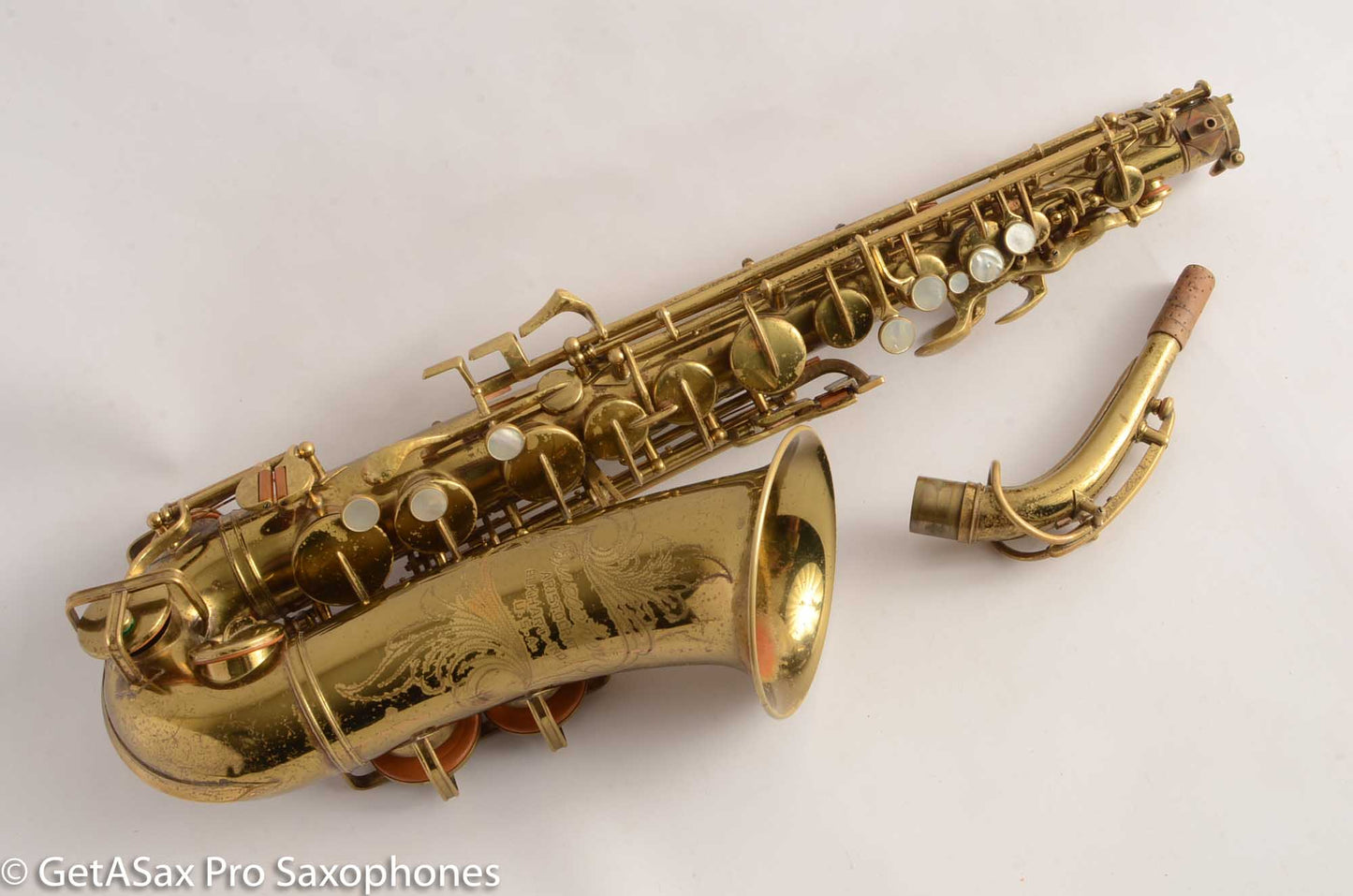 Buescher Aristocrat 140 Alto 339934 Great Deal Original Lacquer Plays on Older Pads