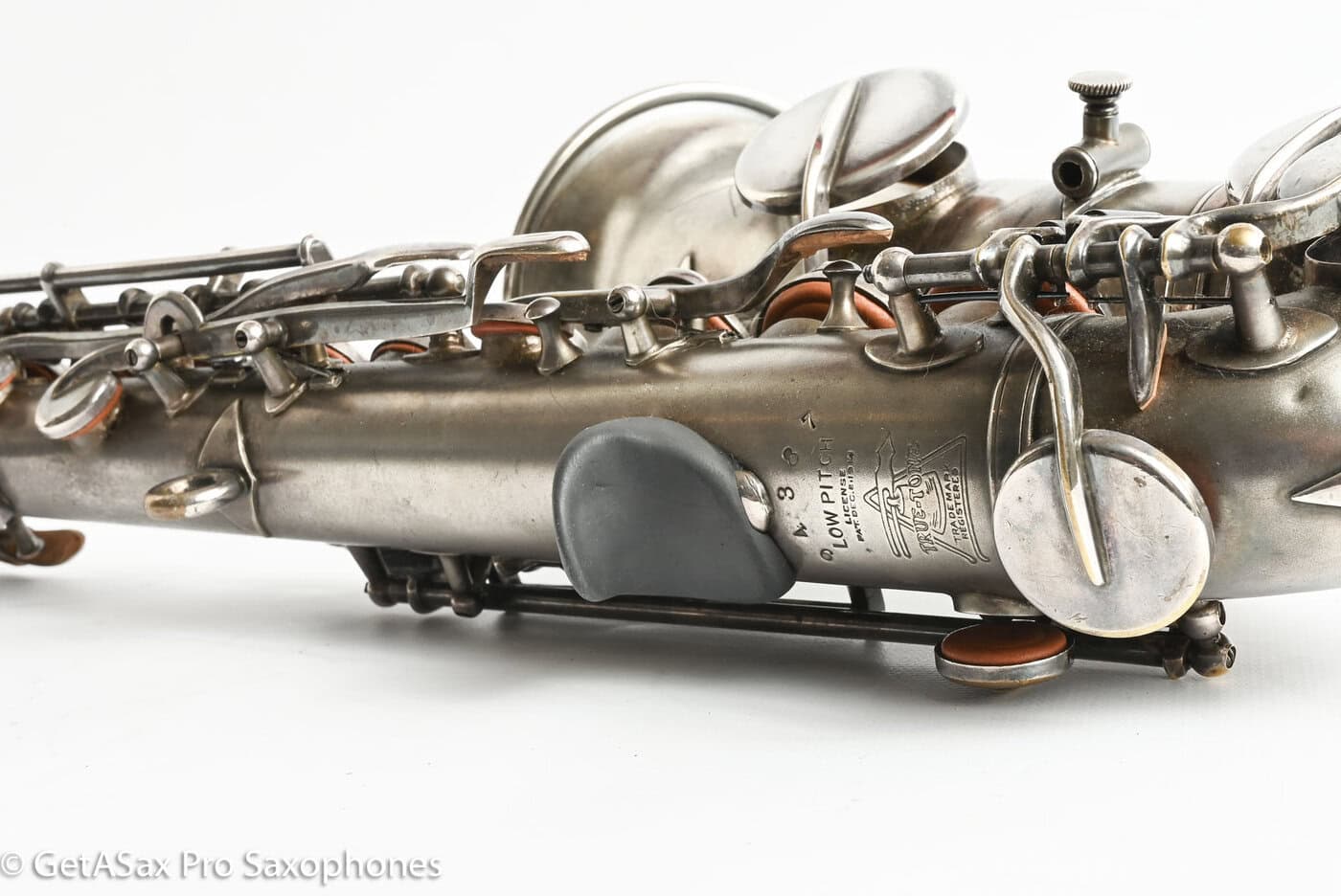 Buescher True Tone Curved Soprano Plays Great! High Eb 2 Cases 94387