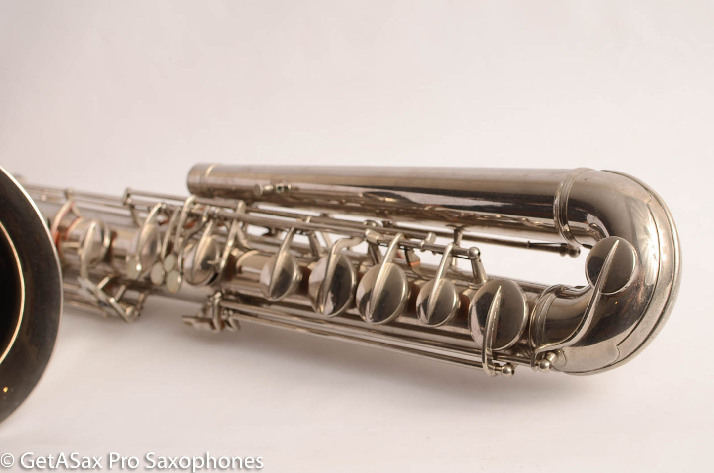 Conn NWII/14M BASS Sax desirable ‘plumber neck’ SUPER CLEAN original nickel plate AMAZING 154026 High Eb