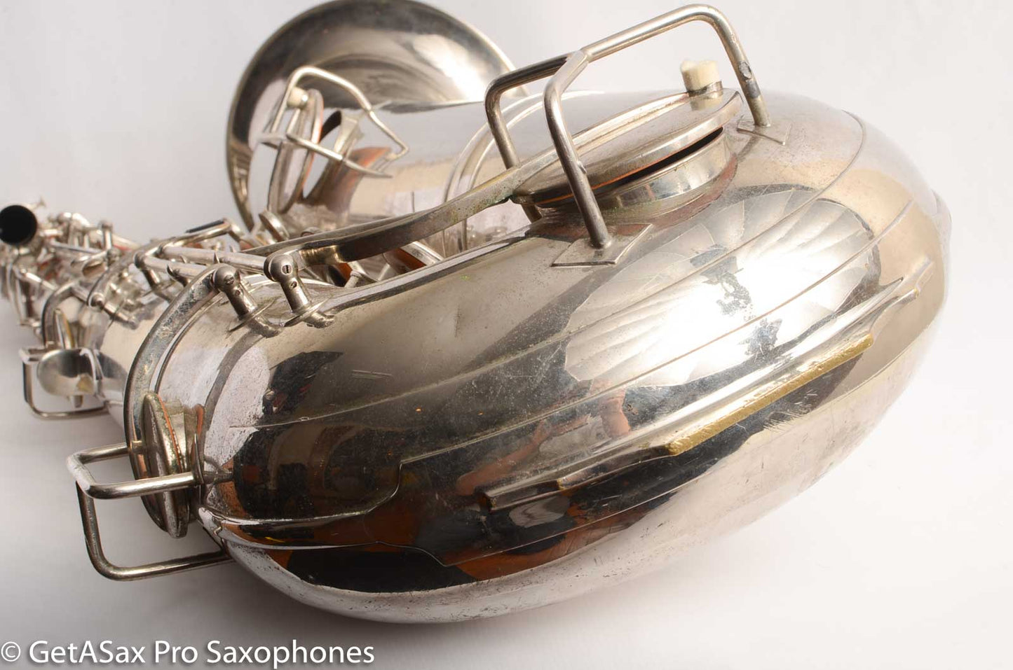 Conn NWII/14M BASS Sax desirable ‘plumber neck’ SUPER CLEAN original nickel plate AMAZING 154026 High Eb