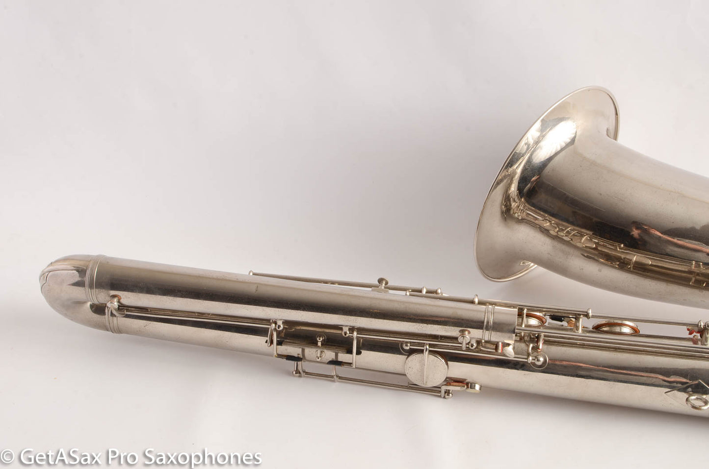 Conn NWII/14M BASS Sax desirable ‘plumber neck’ SUPER CLEAN original nickel plate AMAZING 154026 High Eb