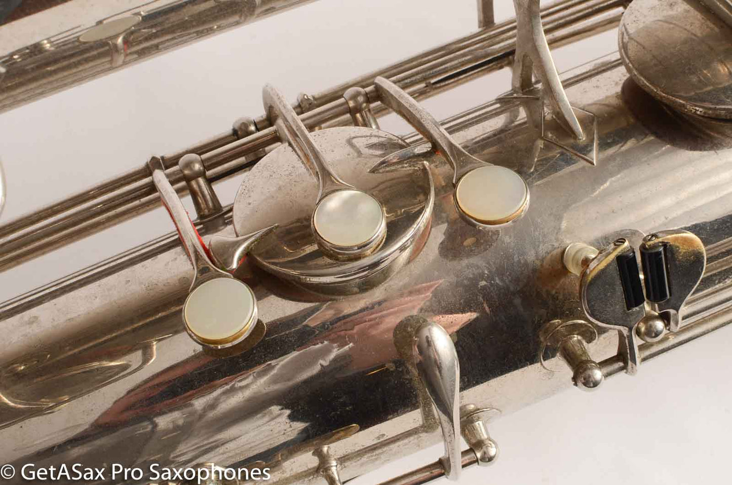 Conn NWII/14M BASS Sax desirable ‘plumber neck’ SUPER CLEAN original nickel plate AMAZING 154026 High Eb