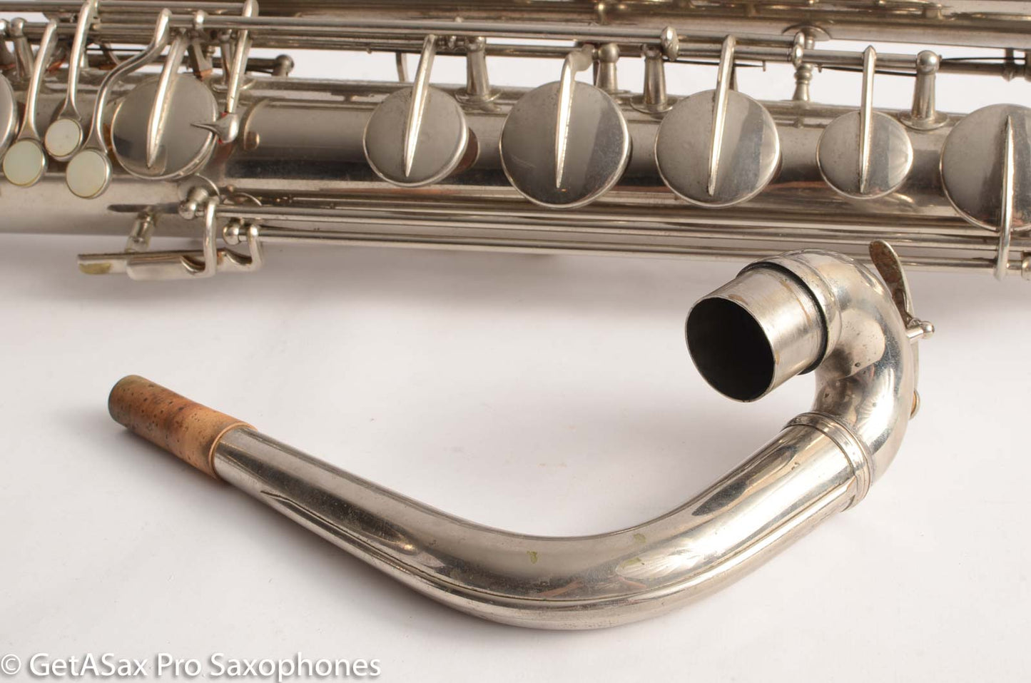 Conn NWII/14M BASS Sax desirable ‘plumber neck’ SUPER CLEAN original nickel plate AMAZING 154026 High Eb