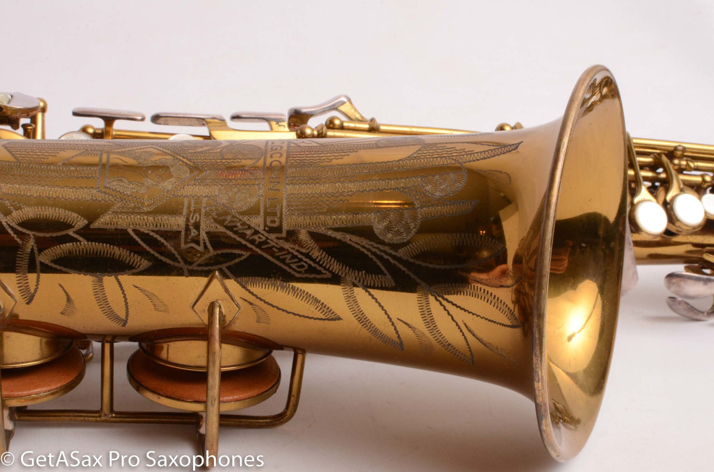 Conn 26M Connqueror Alto with 30M-style Neck Original Lacquer Very Good Condition Old Pads 297622