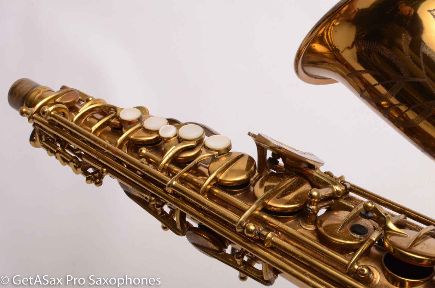 Conn 26M Connqueror Alto with 30M-style Neck Original Lacquer Very Good Condition Old Pads 297622