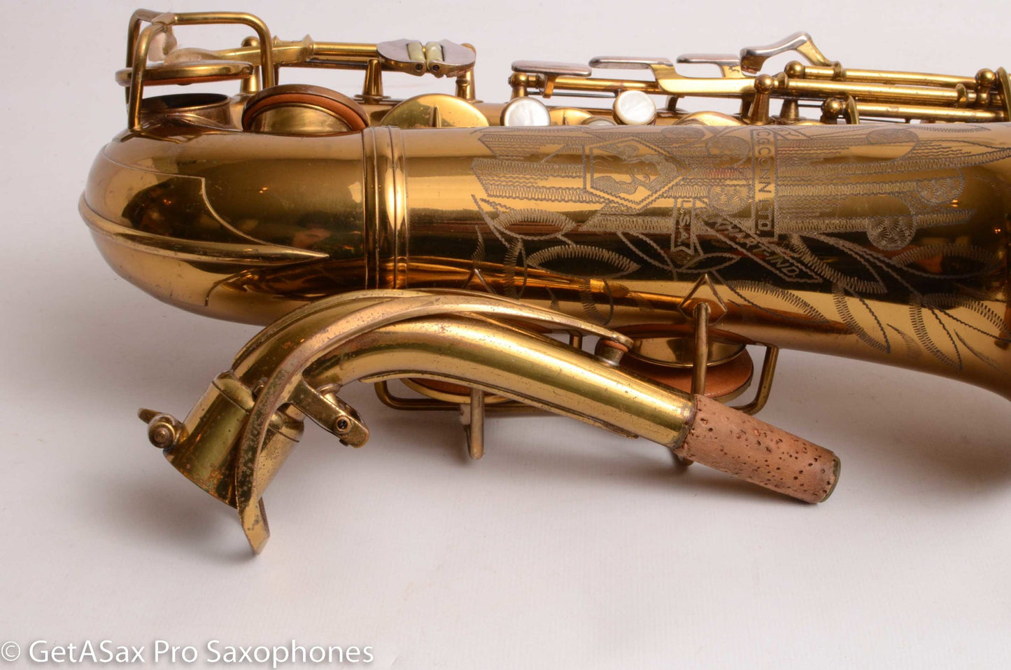 Conn 26M Connqueror Alto with 30M-style Neck Original Lacquer Very Good Condition Old Pads 297622