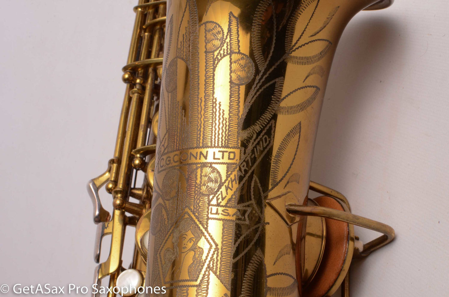 Conn 26M Connqueror Alto with 30M-style Neck Original Lacquer Very Good Condition Old Pads 297622