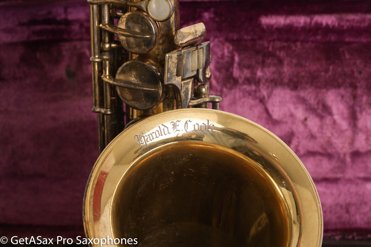 Conn New Wonder 1 Alto Burnished Gold Stunning Portrait Engraved Old Pads 139214