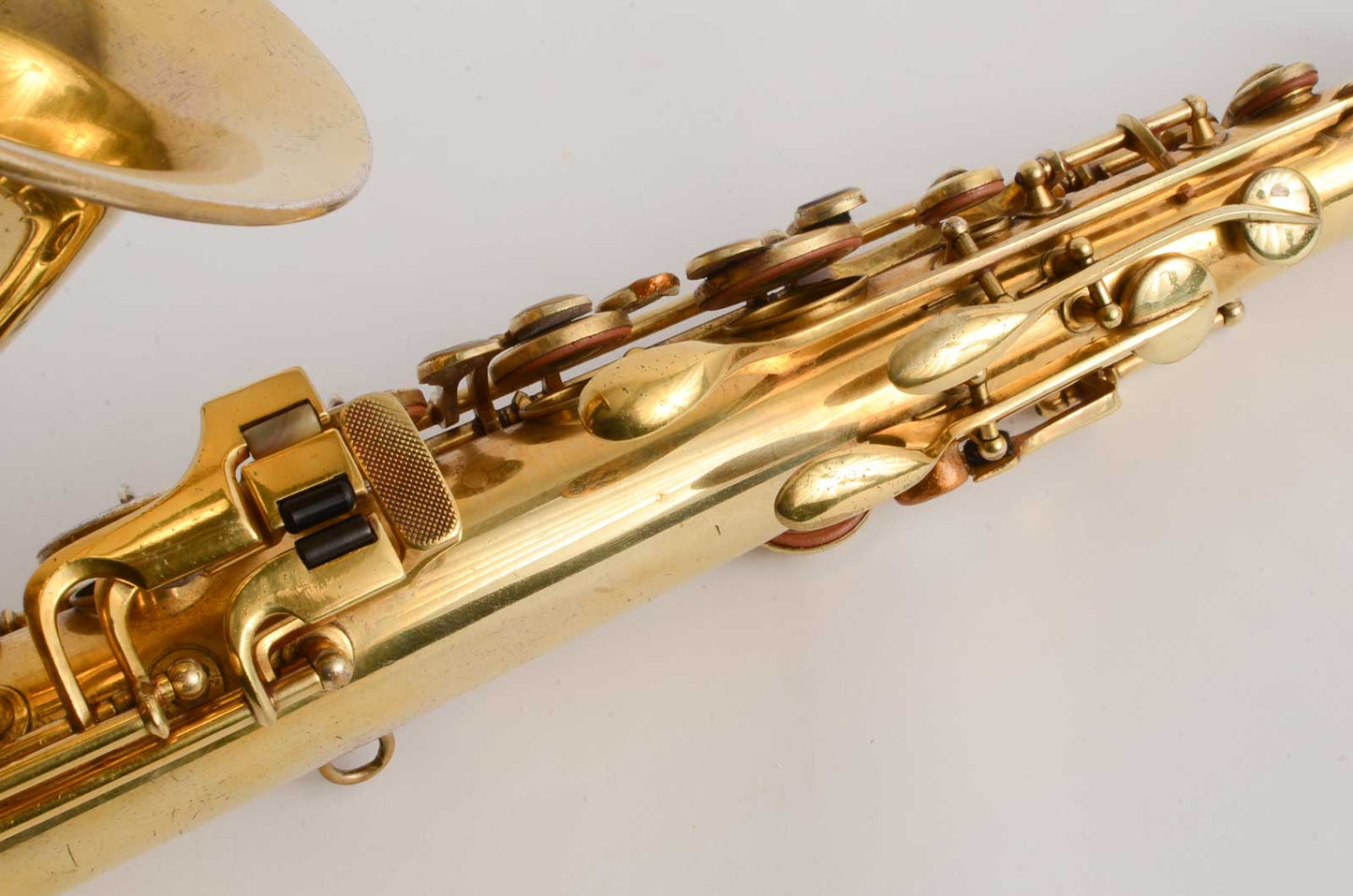 Conn Gold Portrait New Wonder II Tenor Saxophone 229961