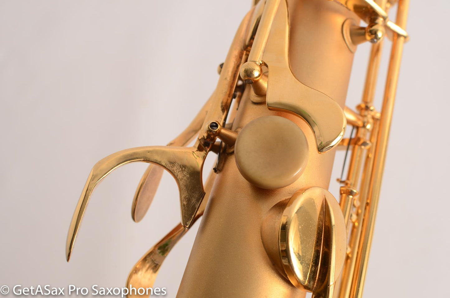 Conn with MODERN keywork New Wonder II Tenor Saxophone Gold Plate custom-made 167123