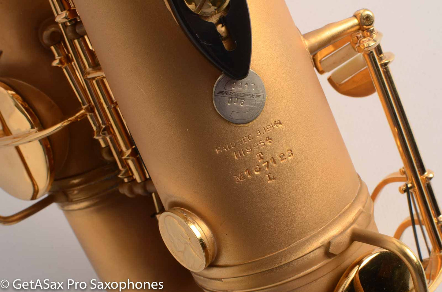 Conn with MODERN keywork New Wonder II Tenor Saxophone Gold Plate custom-made 167123