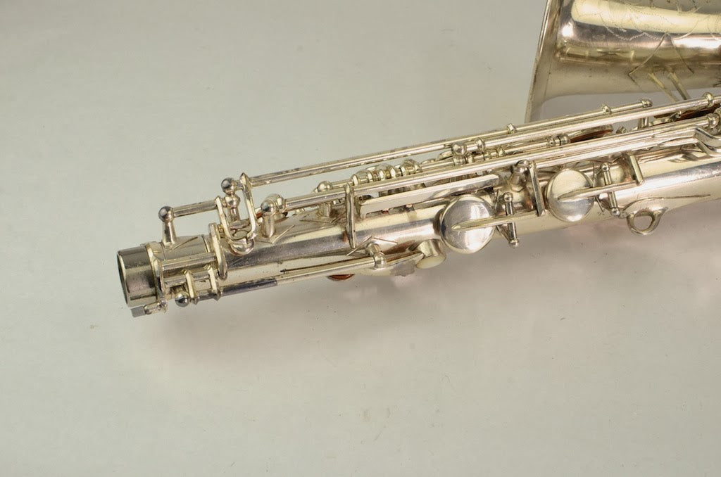 Buescher 400 Top Hat and Cane Alto Saxophone 355xxx Silver