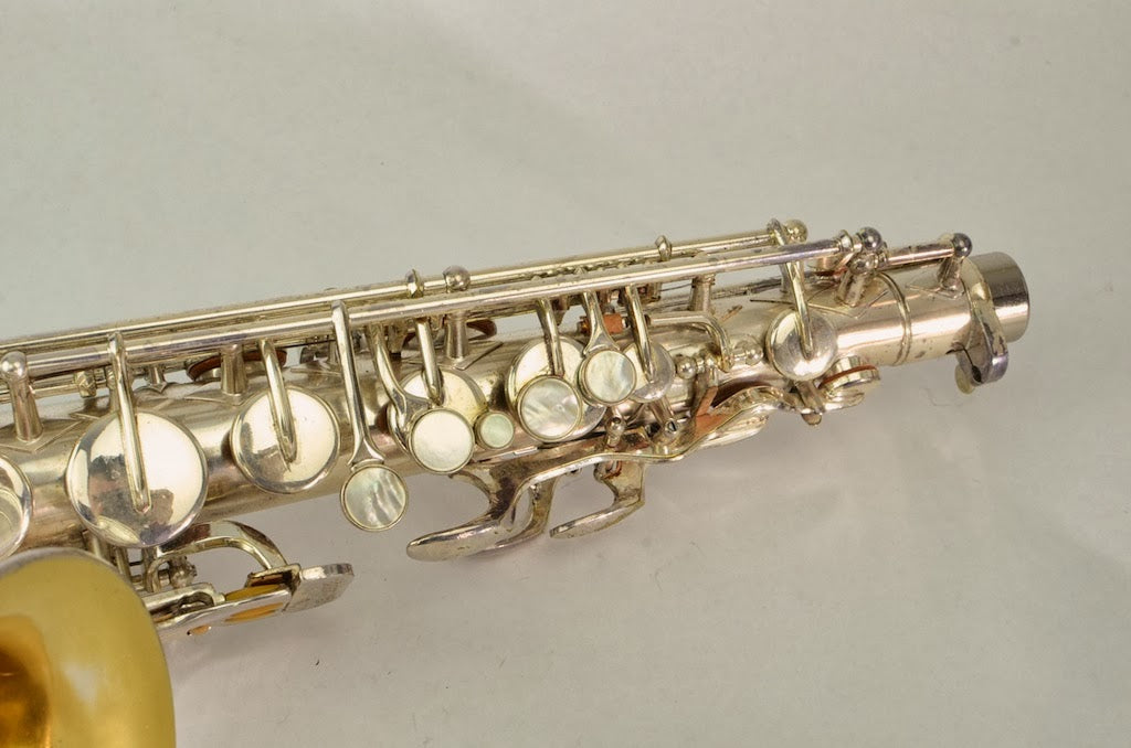 Buescher 400 Top Hat and Cane Alto Saxophone 355xxx Silver