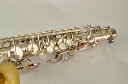 Buescher 400 Top Hat and Cane Alto Saxophone 355xxx Silver