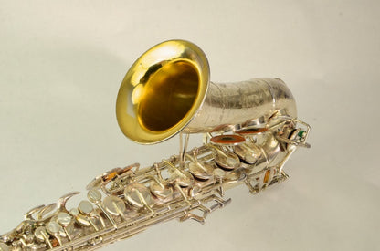 Buescher 400 Top Hat and Cane Alto Saxophone 355xxx Silver