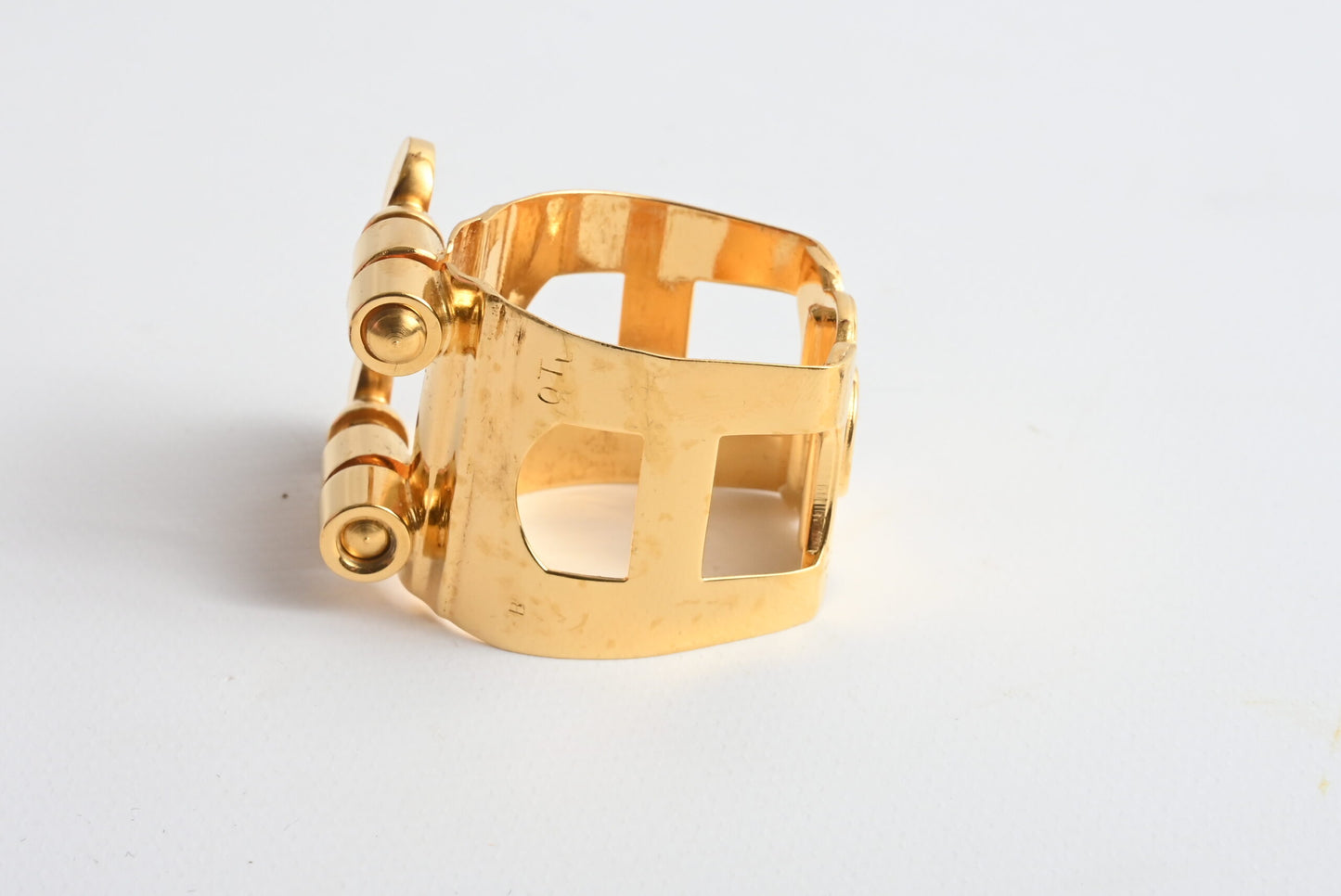 Woodstone Tenor OTL Ligature in Velvet Bag