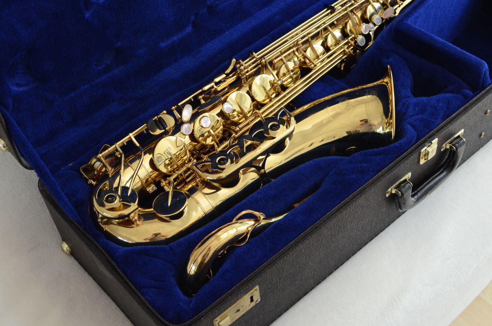 Yanagisawa T-880 Tenor Saxophone – GETASAX