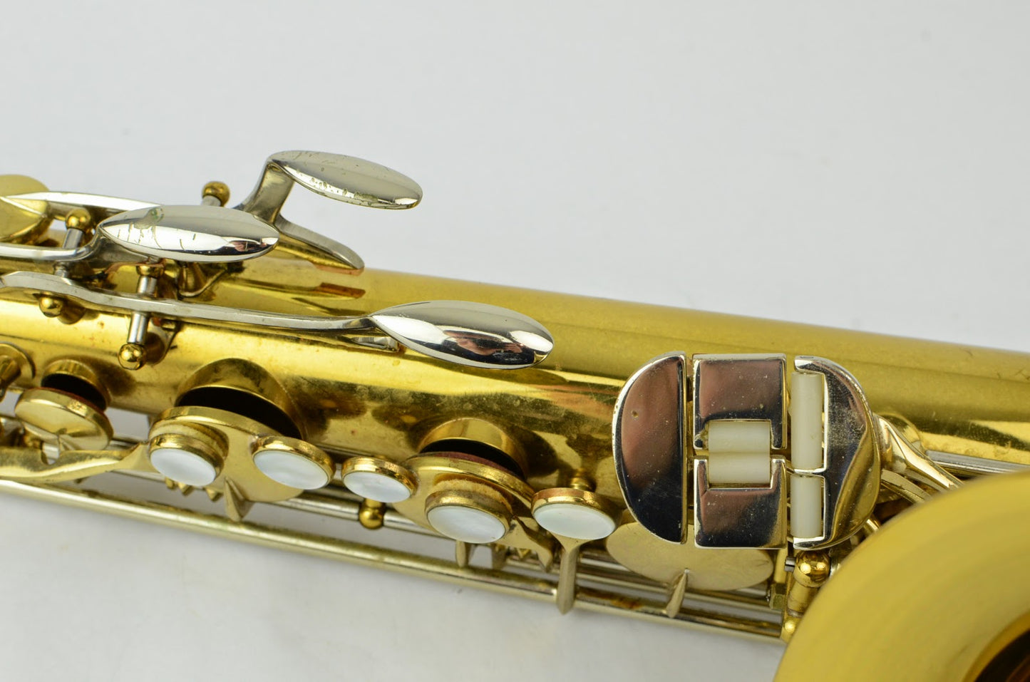 King Super 20 Tenor 443xxx Original Lacquer and Clean!