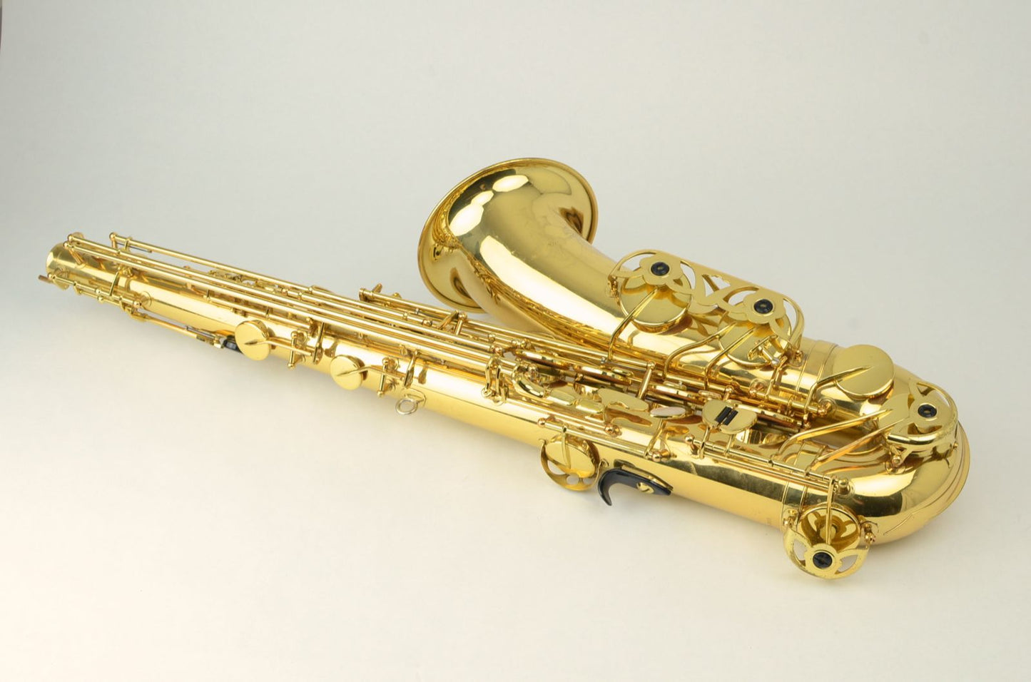 Yanagisawa 880 Tenor Saxophone 139xxx
