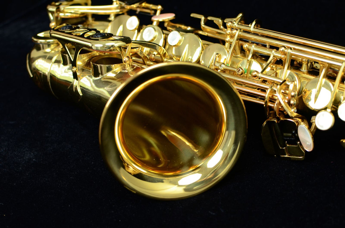 Yanagisawa A-880 Alto Saxophone Near Mint