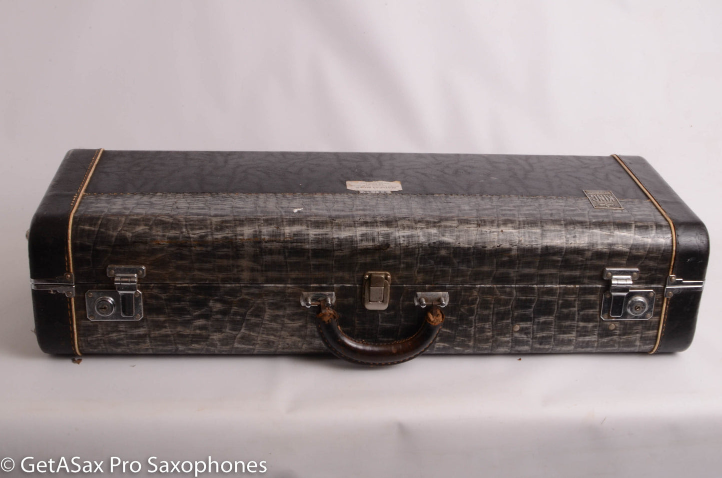 King SilverSonic Tenor Series III Gold in the Engraving Double Socket Neck 375203