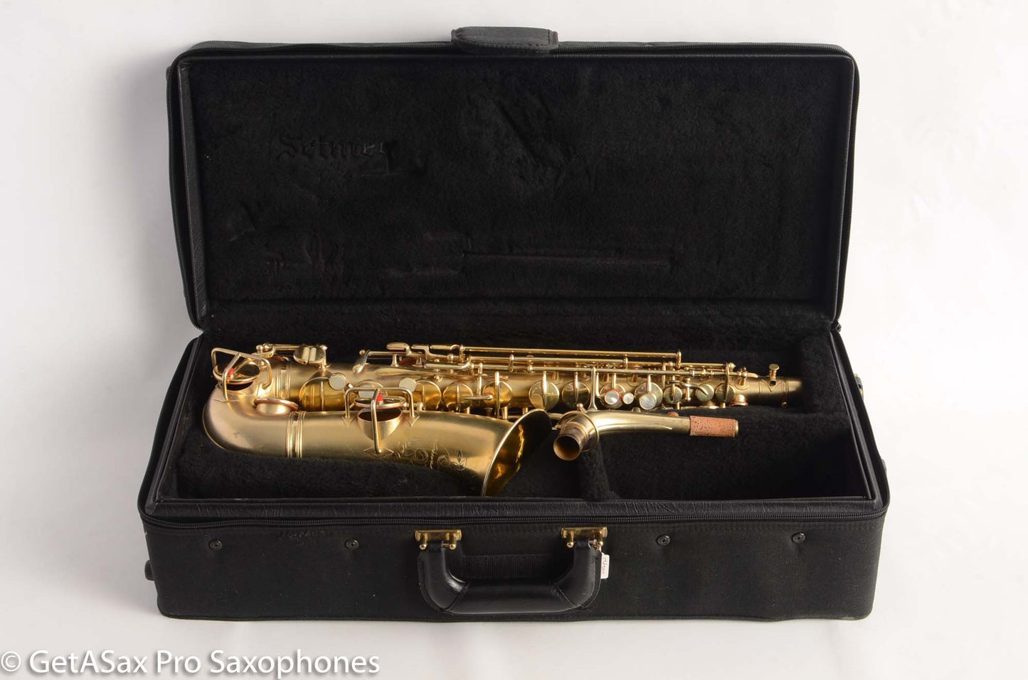 Holton Alto Saxophone Original Gold Plate Beautiful Great Deal 16374