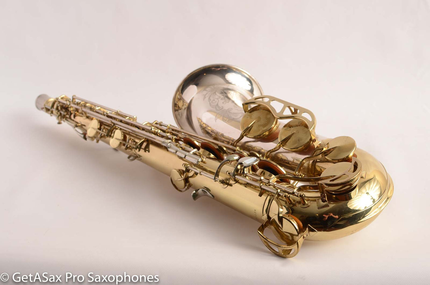 King SilverSonic Tenor Saxophone 376938