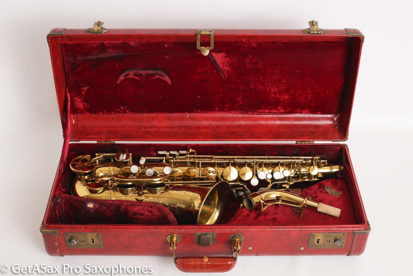 King Super 20 Alto Full Pearls Series II Original Lacquer Very Good Condition 318k