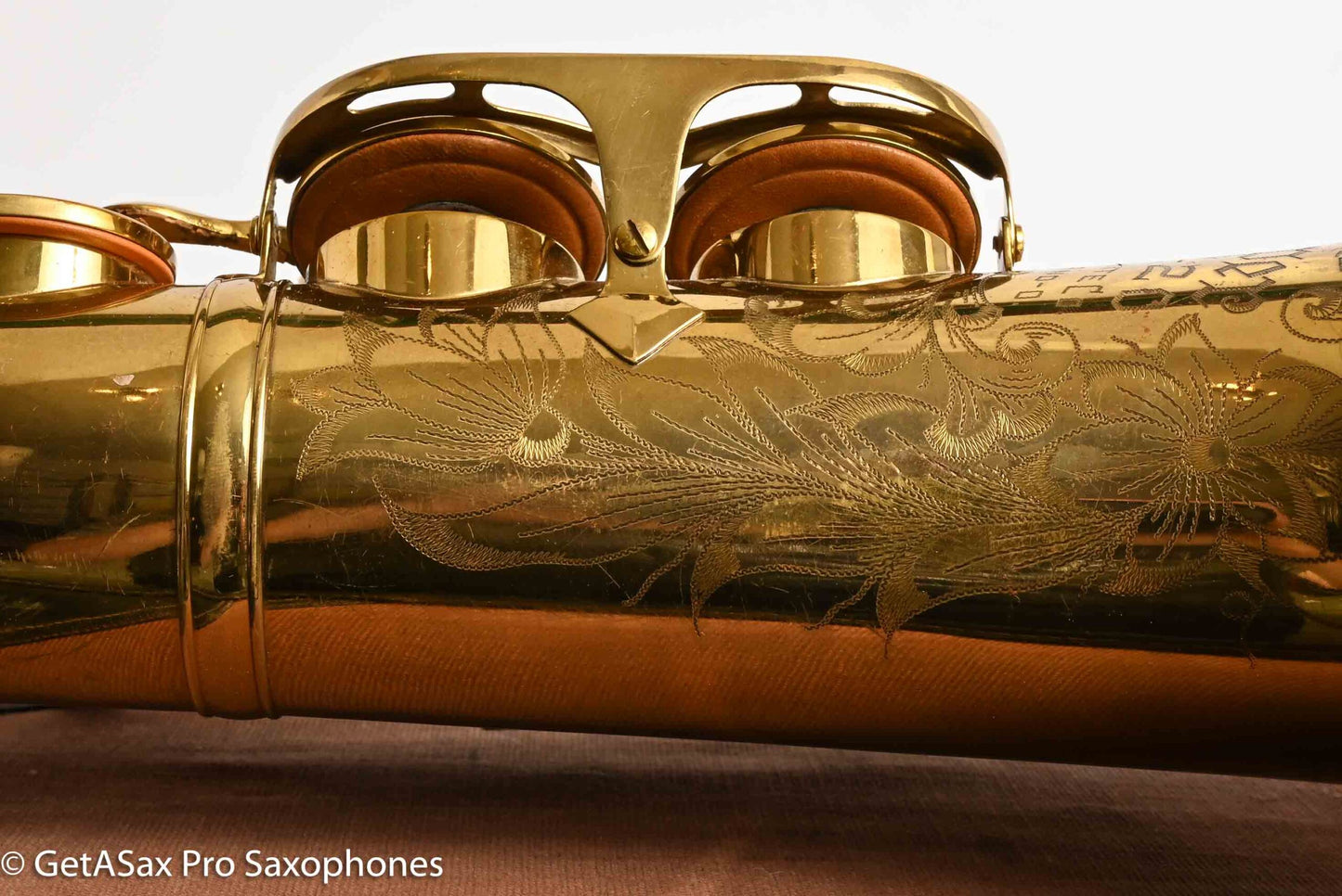 King Super 20 Alto Full Pearls Fantastic Condition w/ Case Cover 318043