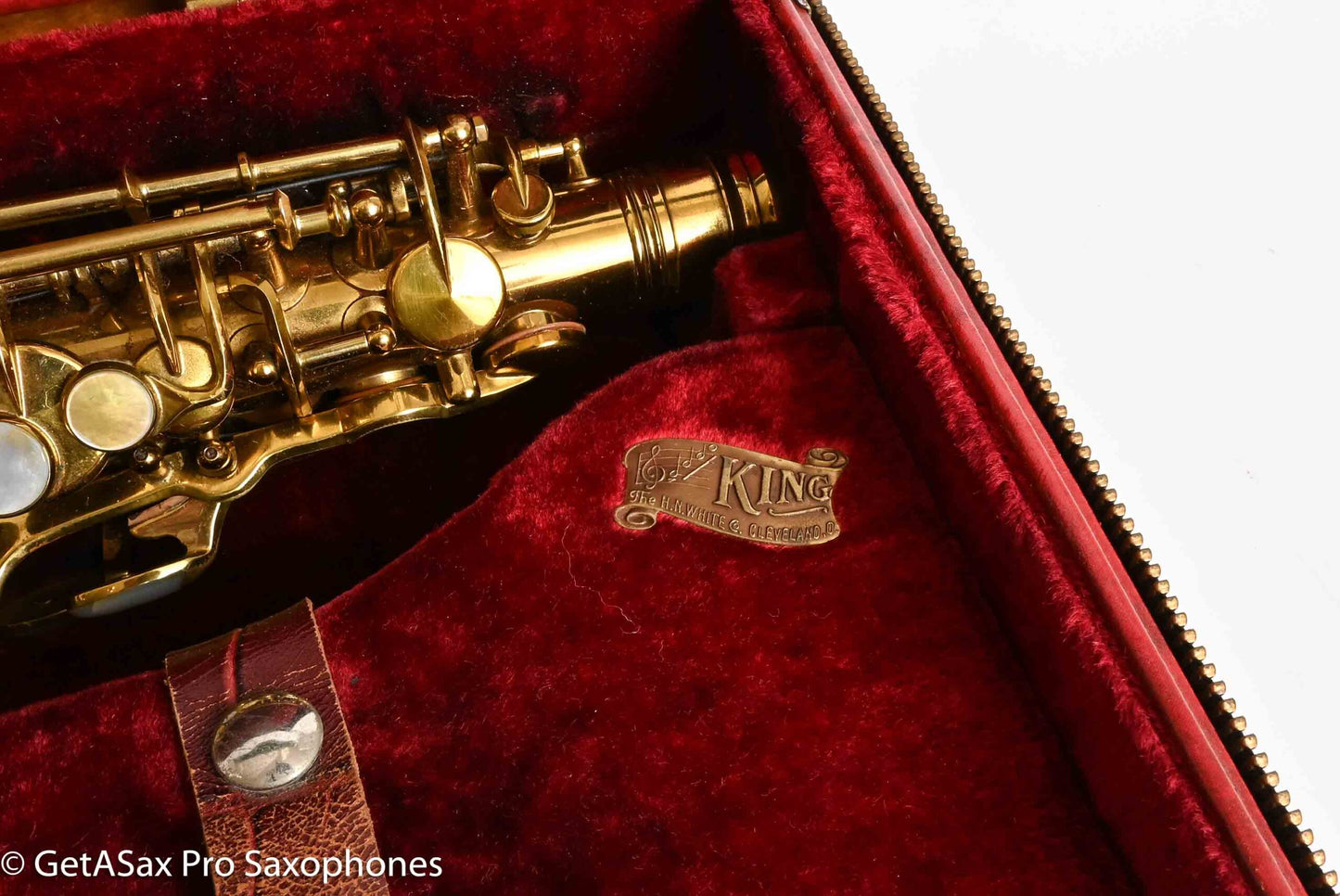 King Super 20 Alto Full Pearls Fantastic Condition w/ Case Cover 318043