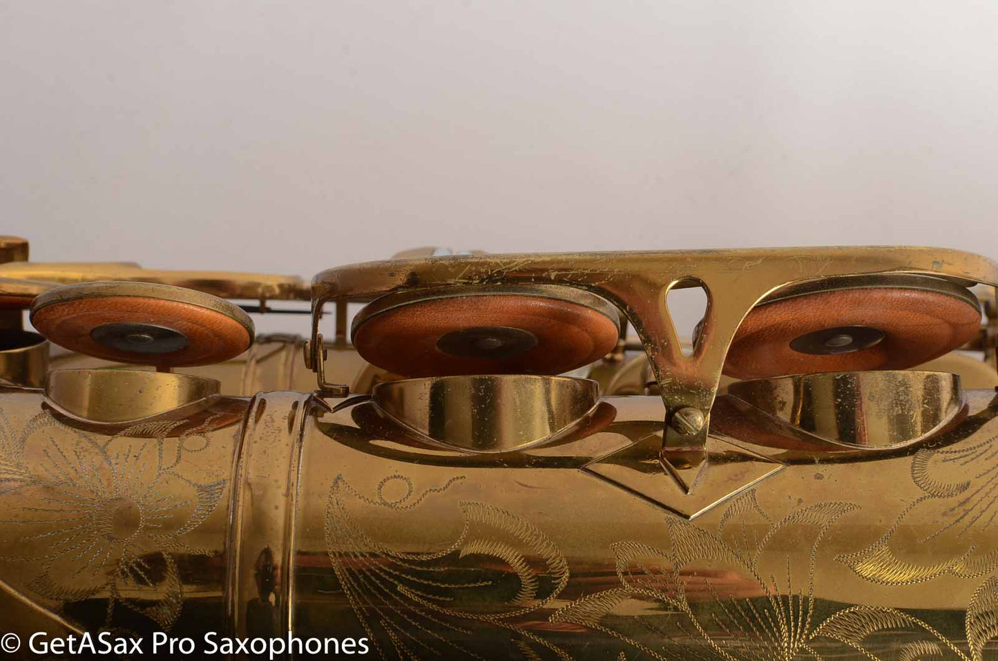 King Super 20 Tenor Saxophone Original Lacquer Original pads Warranty Card Amazing!