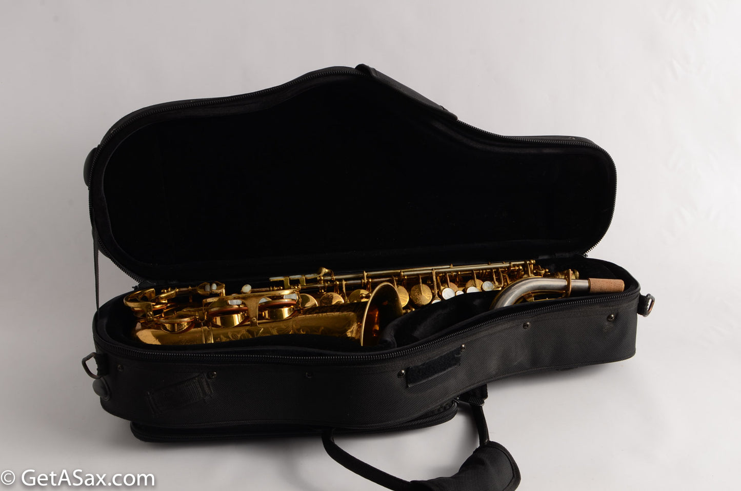 King Super 20 Alto from 1952 Original Lacquer Full Pearls