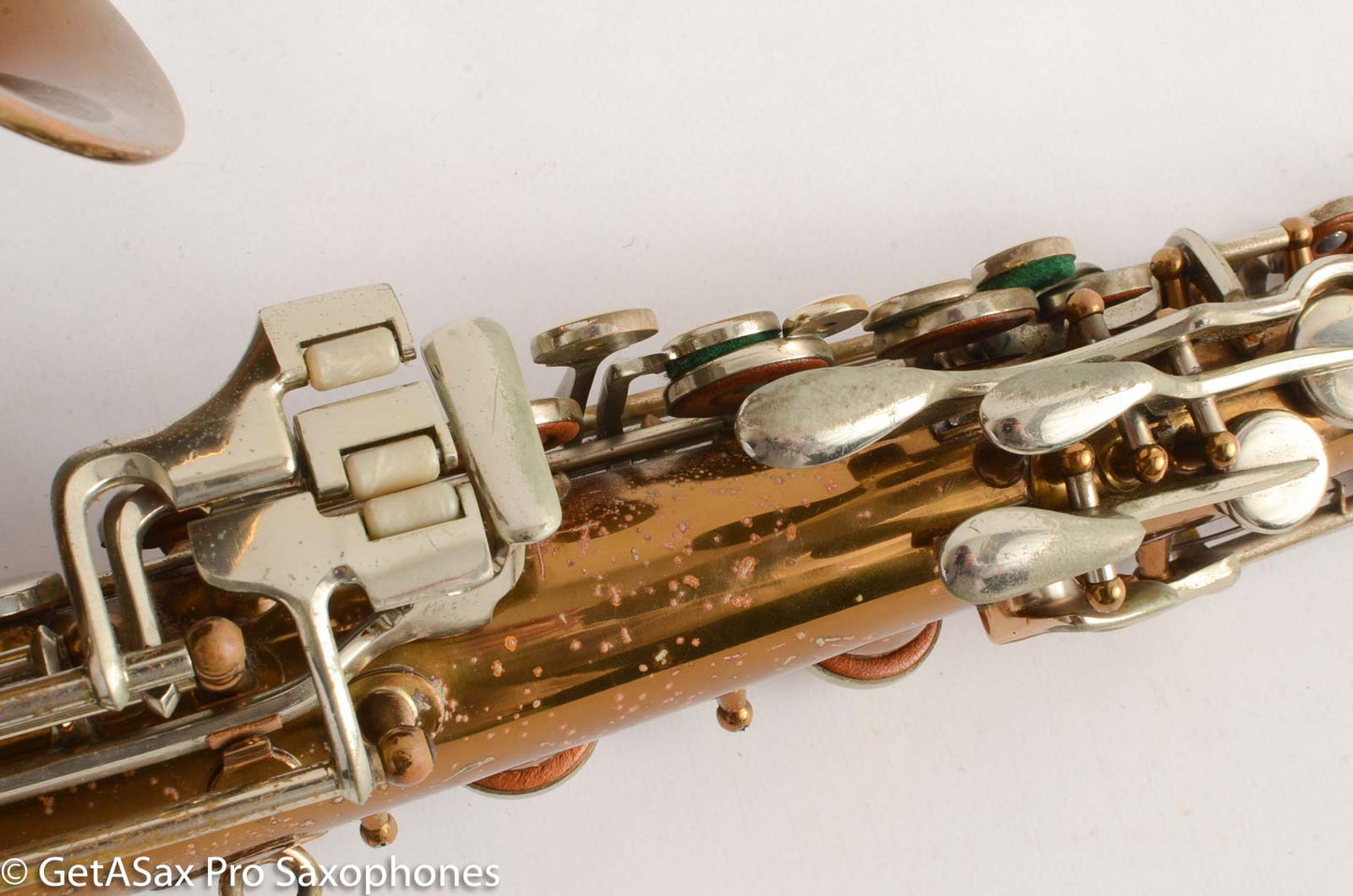Martin Committee II Alto Saxophone Original Lacquer Lion and Crown 136238