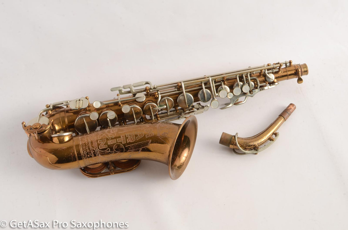 Martin Committee II Alto Saxophone Original Lacquer Lion and Crown 136238