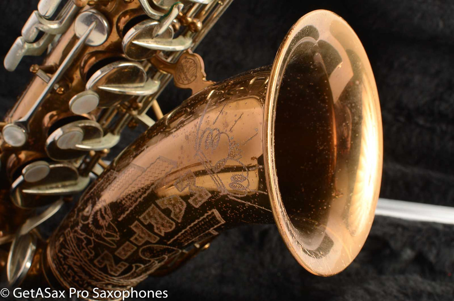 Martin Committee II Alto Saxophone Original Lacquer Lion and Crown 136238