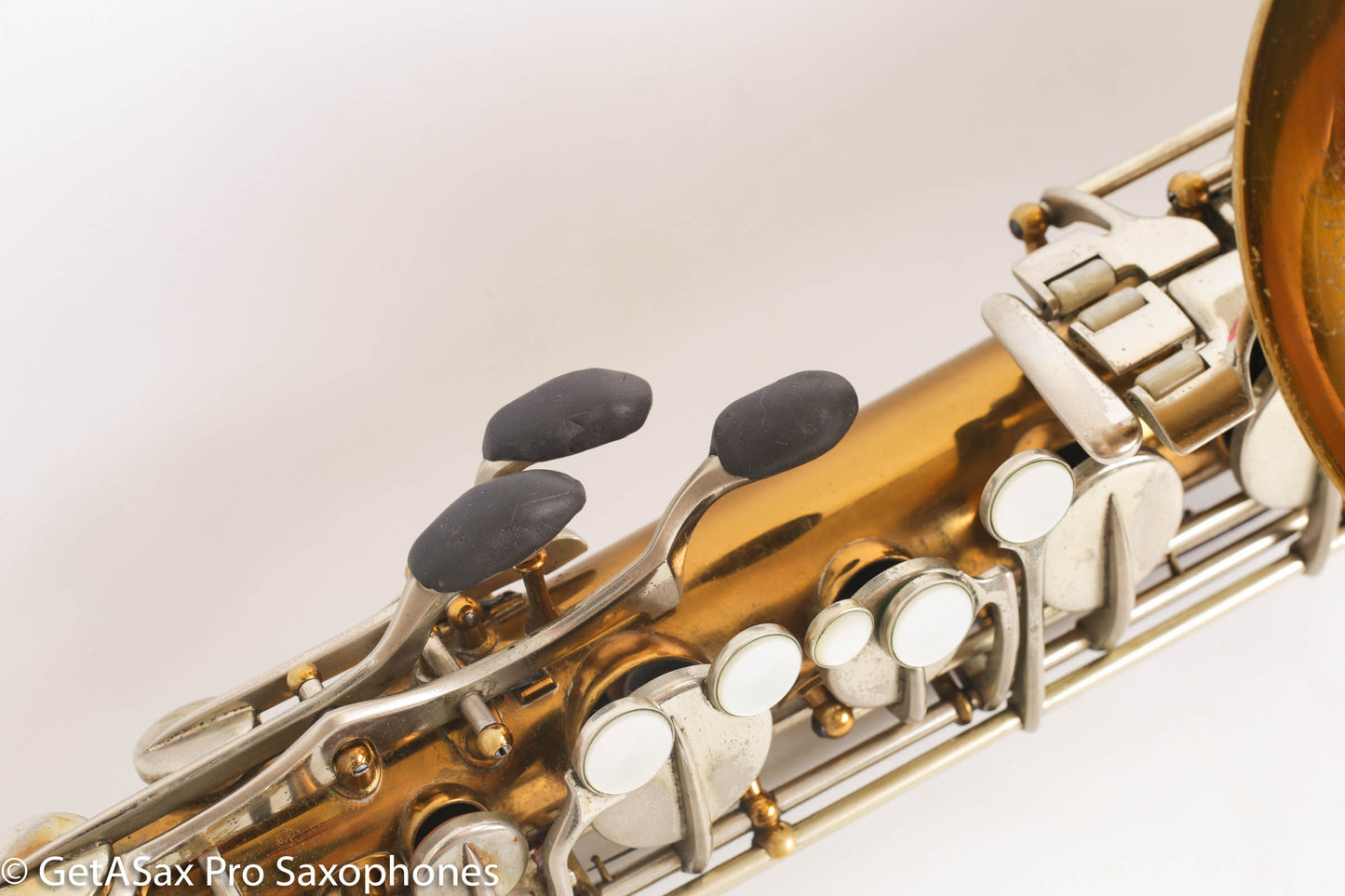 Martin Committee II Tenor Saxophone Original Lacquer Overhauled Excellent 131105