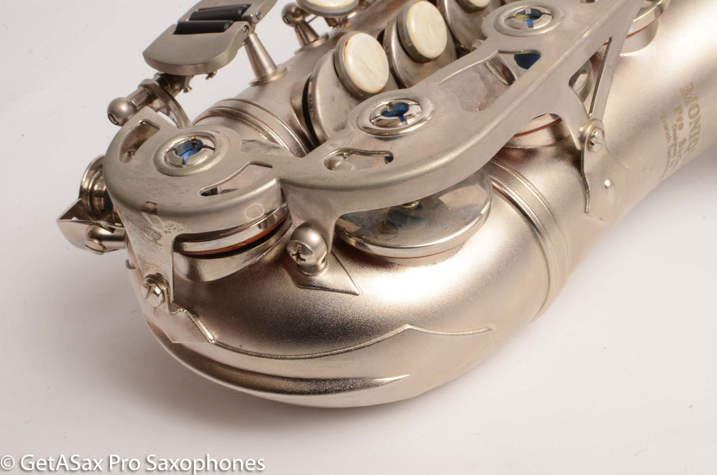 Monique Curved Soprano Near Mint 1117785