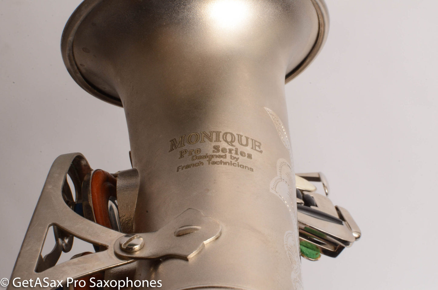Monique Curved Soprano Near Mint 1117785