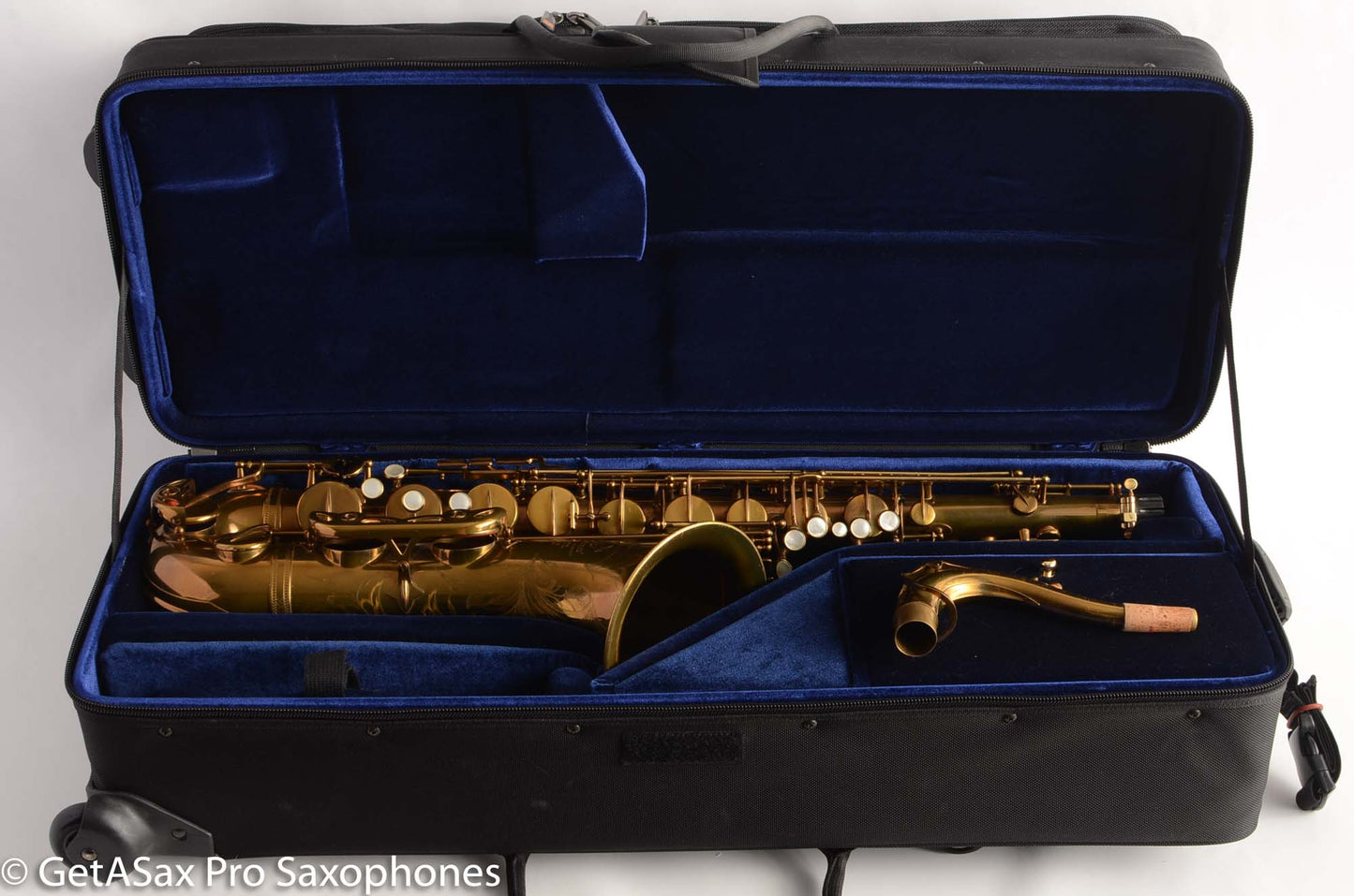 Selmer Mark VI Tenor Saxophone 1963 111641 Original Lacquer Excellent Condition