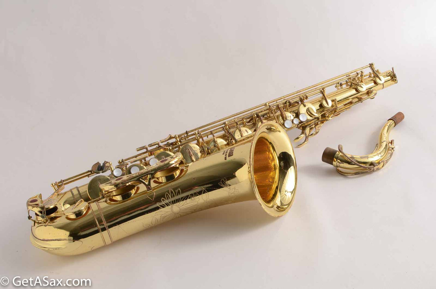 Yamaha Intermediate Tenor YTS-32 (YTS-52) Good Deal!