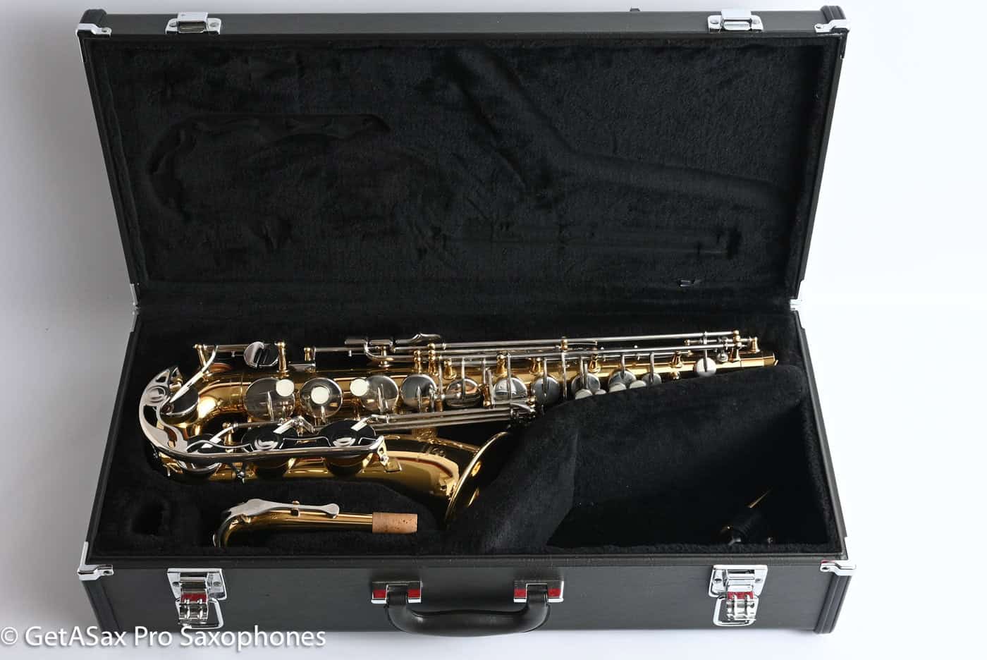 Yamaha YAS-26 Best Student Alto Saxophone Model Very Good Condition M21636